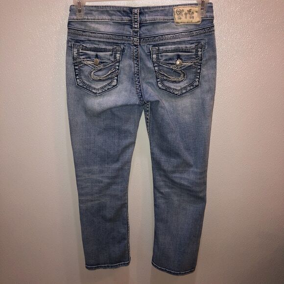 Silver Womens 28 x 22 Aiko Mid Capri Cropped Super Stretch Denim Jeans 26 x 23.5 - Picture 6 of 12
